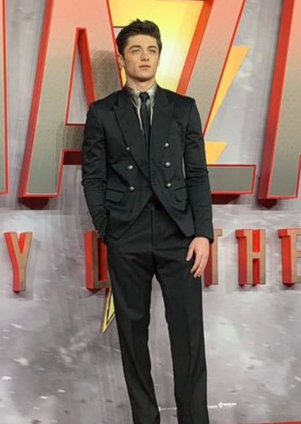 Asher Angel photo
