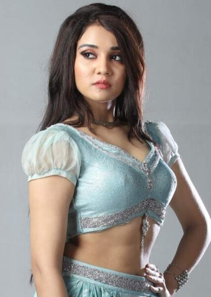 Ashi Singh photo