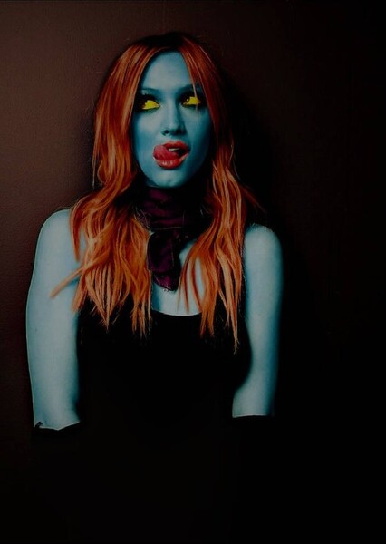 Ashlee Simpson photo