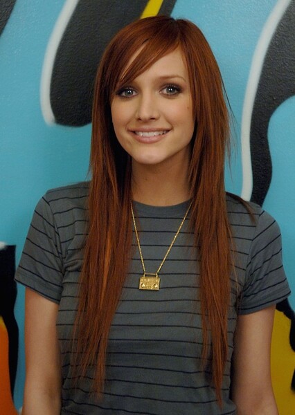 Ashlee Simpson photo