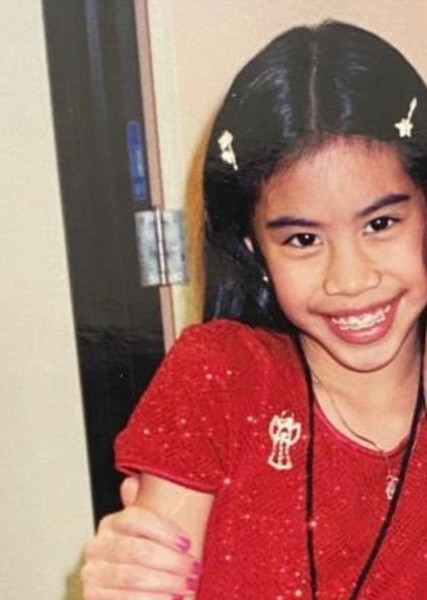 Ashley Argota photo