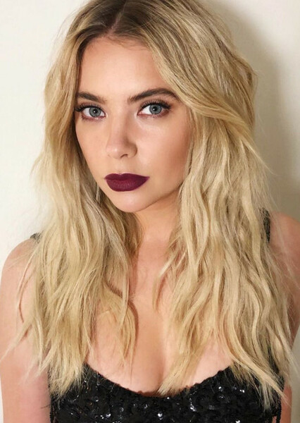 Ashley Benson photo