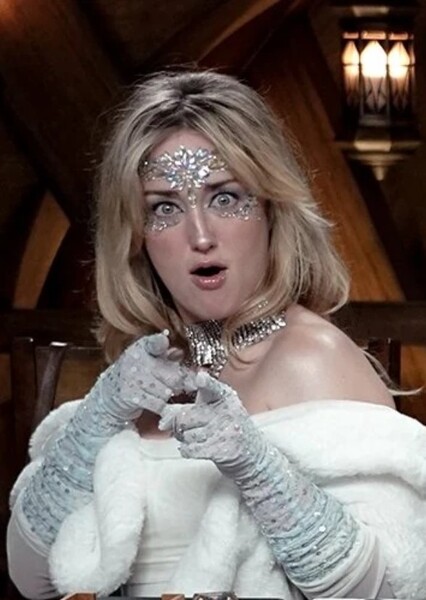 Ashley Johnson photo