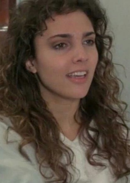 Ashley Laurence