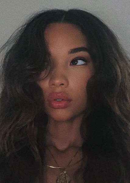 Ashley Moore photo