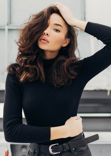 Ashley Moore photo