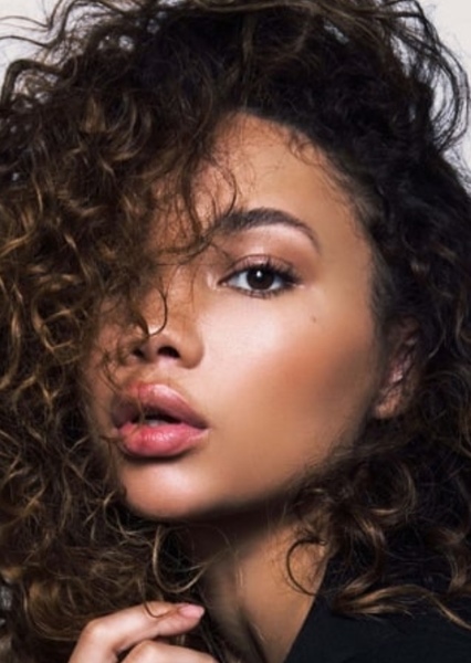 Ashley Moore photo
