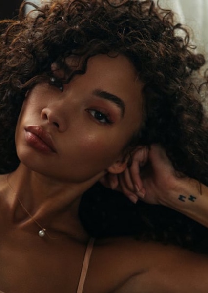 Ashley Moore photo