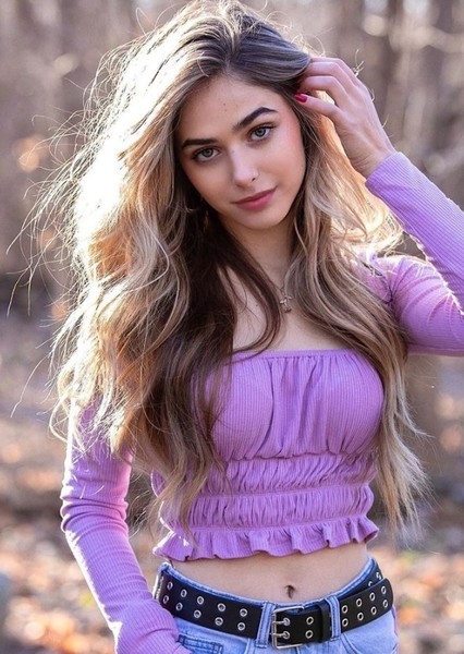 Ashley Puzemis photo