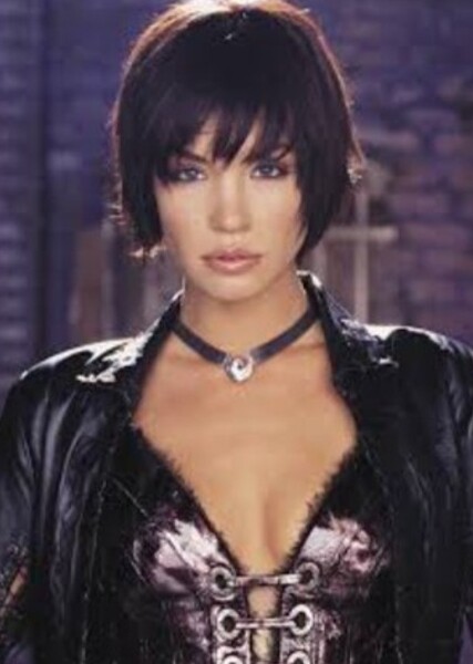 Ashley Scott photo