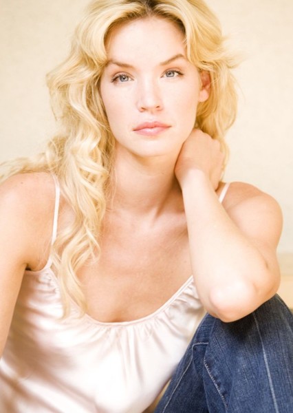 Ashley Scott photo