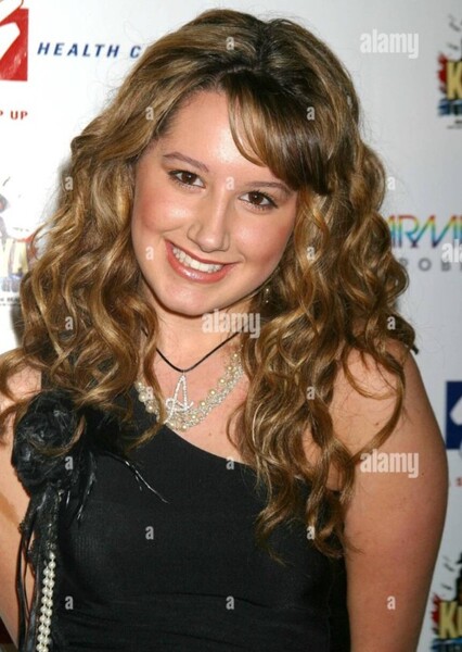 Ashley Tisdale-French photo