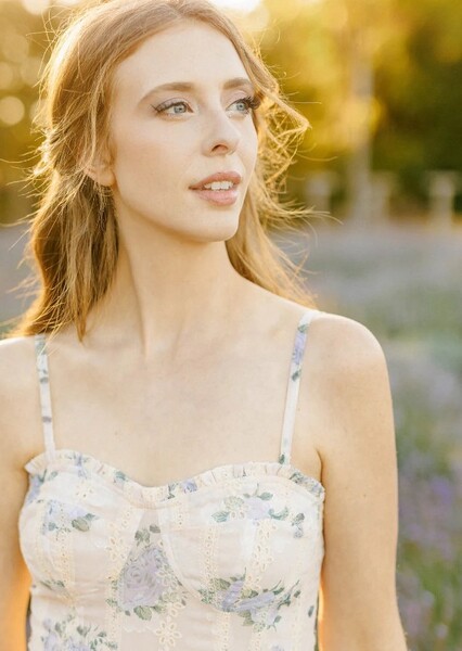 Ashlyn Pearce photo