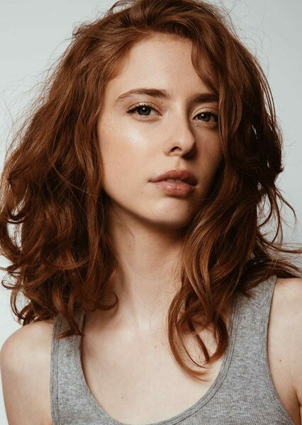Ashlyn Pearce photo