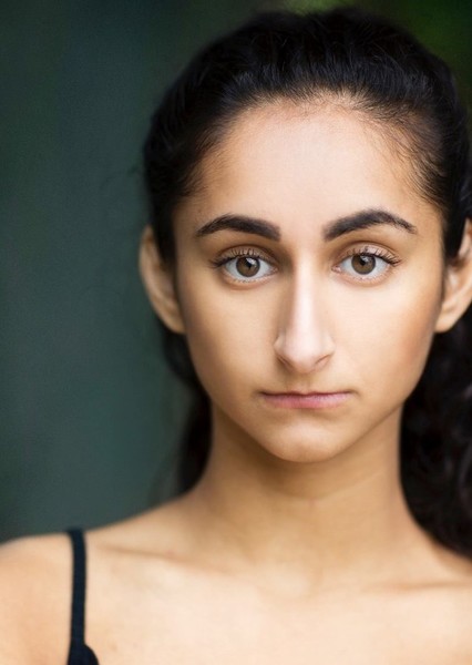Ashna Rabheru photo