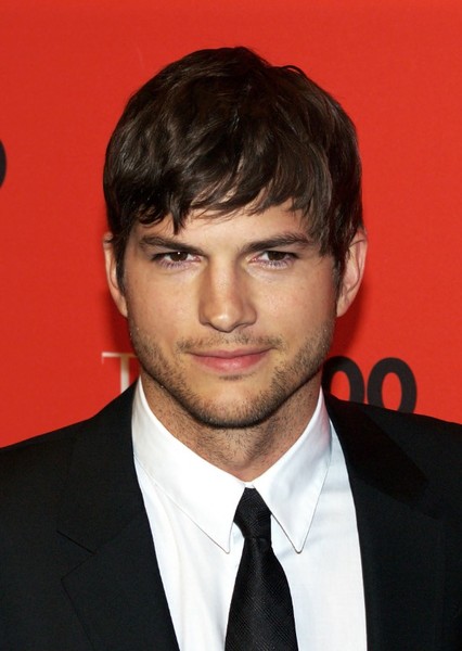 Ashton Kutcher photo