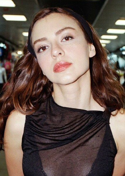 Aslıhan Malbora photo