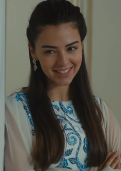 Aslıhan Malbora photo