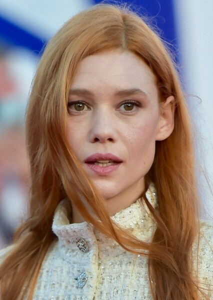 Àstrid Bergès-Frisbey photo