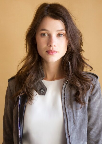 Àstrid Bergès-Frisbey photo