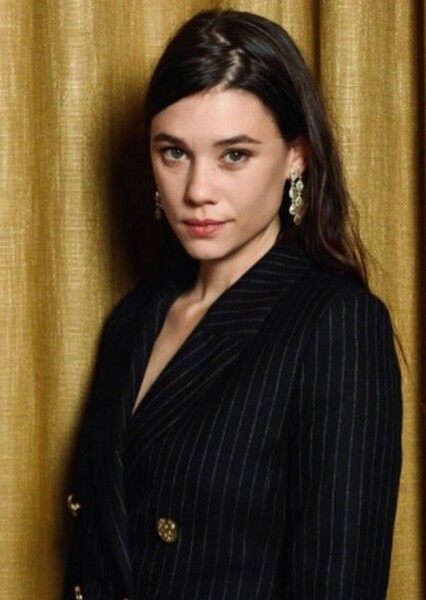 Àstrid Bergès-Frisbey photo