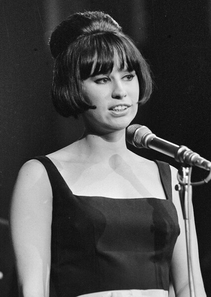 Astrud Gilberto