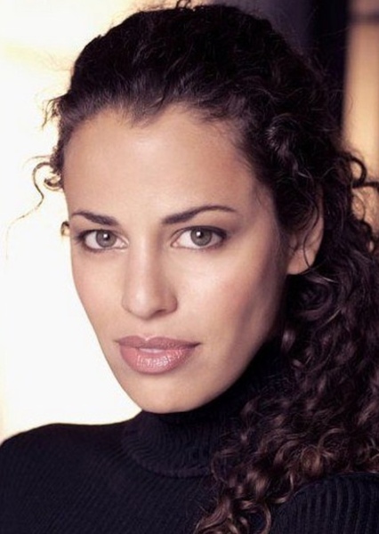 Athena Karkanis