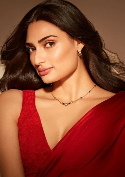 Athiya Shetty photo