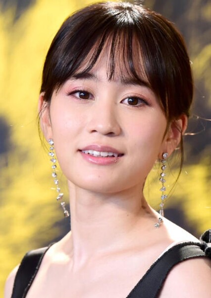 Atsuko Maeda photo