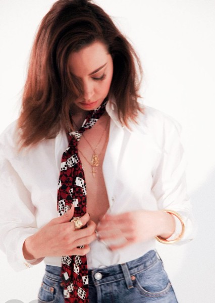 Aubrey Plaza photo