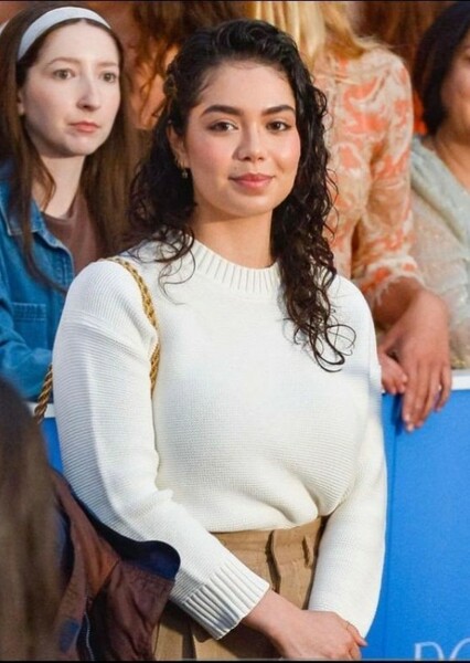 Auli'i Cravalho photo