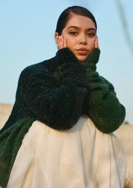 Auli'i Cravalho photo