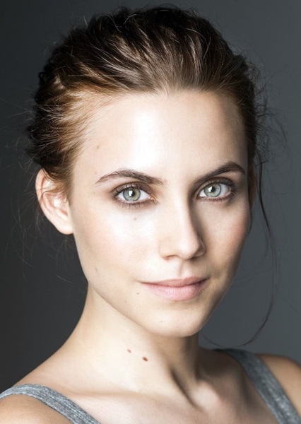 Aura Garrido