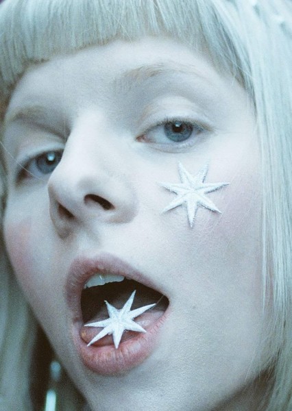 Aurora Aksnes photo