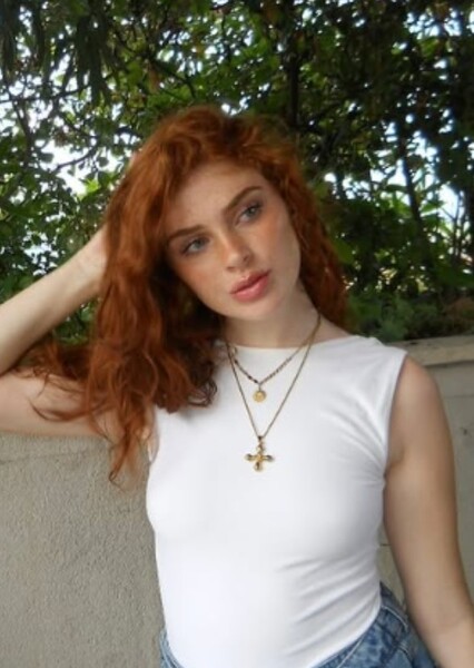Aurora Sheaves photo