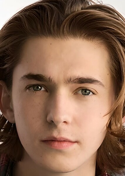 Austin Abrams photo