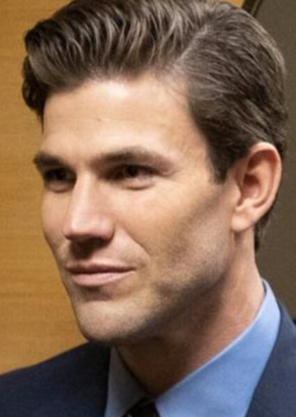 Austin Stowell photo