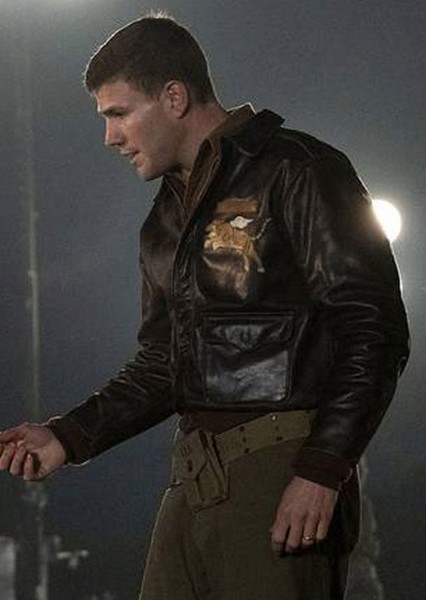 Austin Stowell