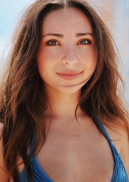 Ava Cantrell photo
