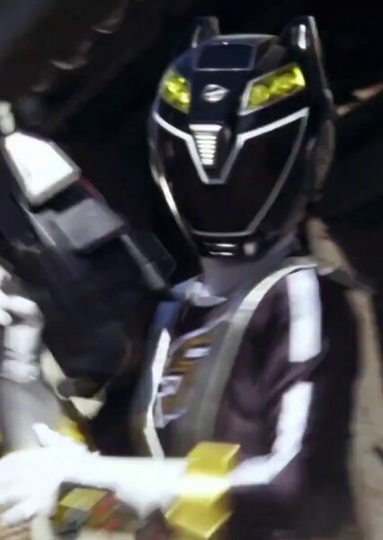 Ava Serkis (Ranger Black RPM)