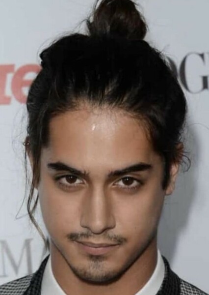 Avan Jogia photo