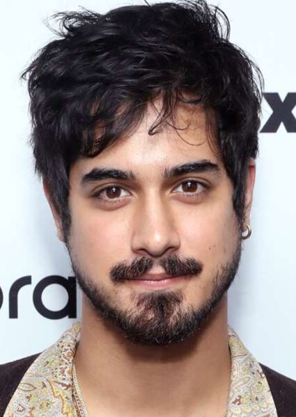 Avan Jogia photo