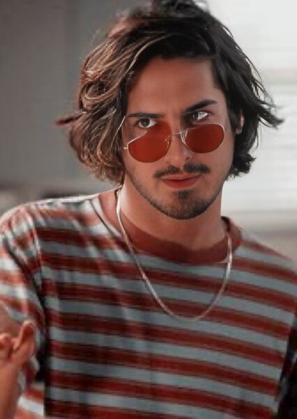 Avan Jogia photo