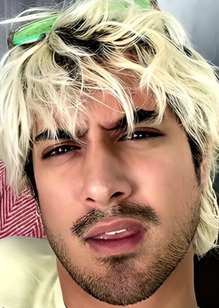 Avan Jogia photo