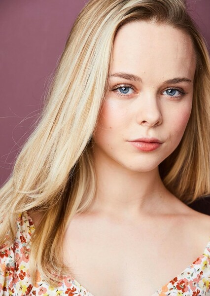 Averi White photo