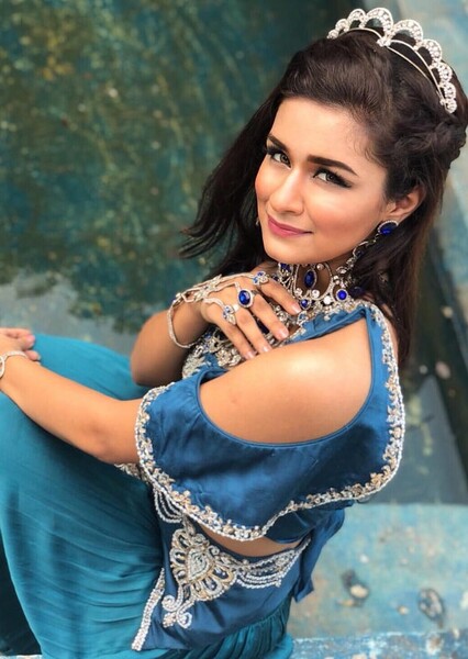 Avneet Kaur photo