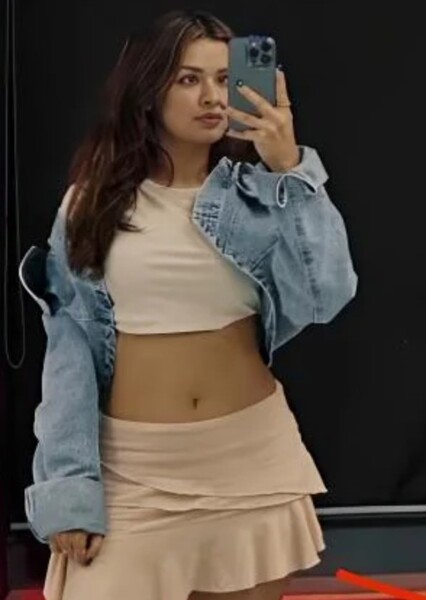 Avneet Kaur photo