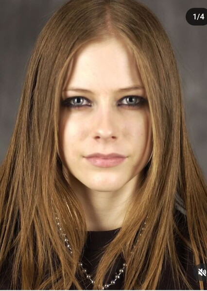 Avril Lavigne photo