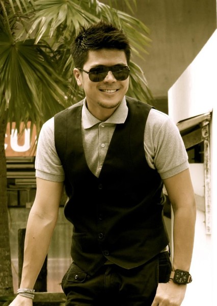 Awal Ashaari photo