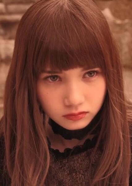 Aya Marsh photo